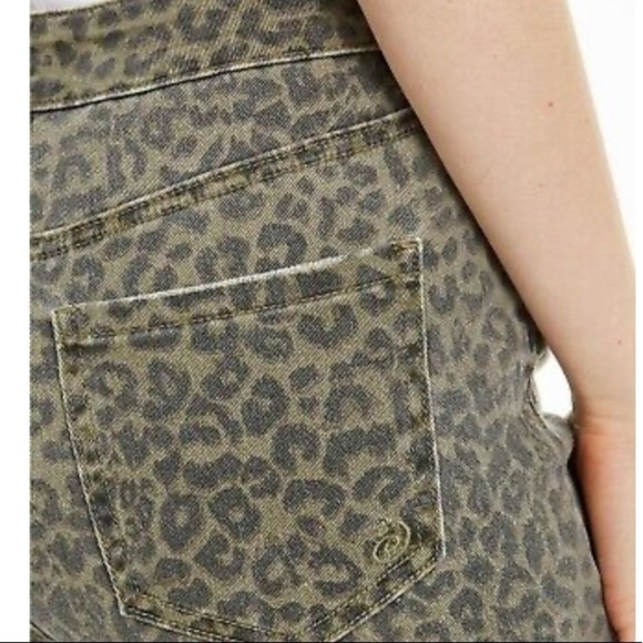 NWT Indigo Rein High Rise Animal Print Skinny Jean - Picture 6 of 8